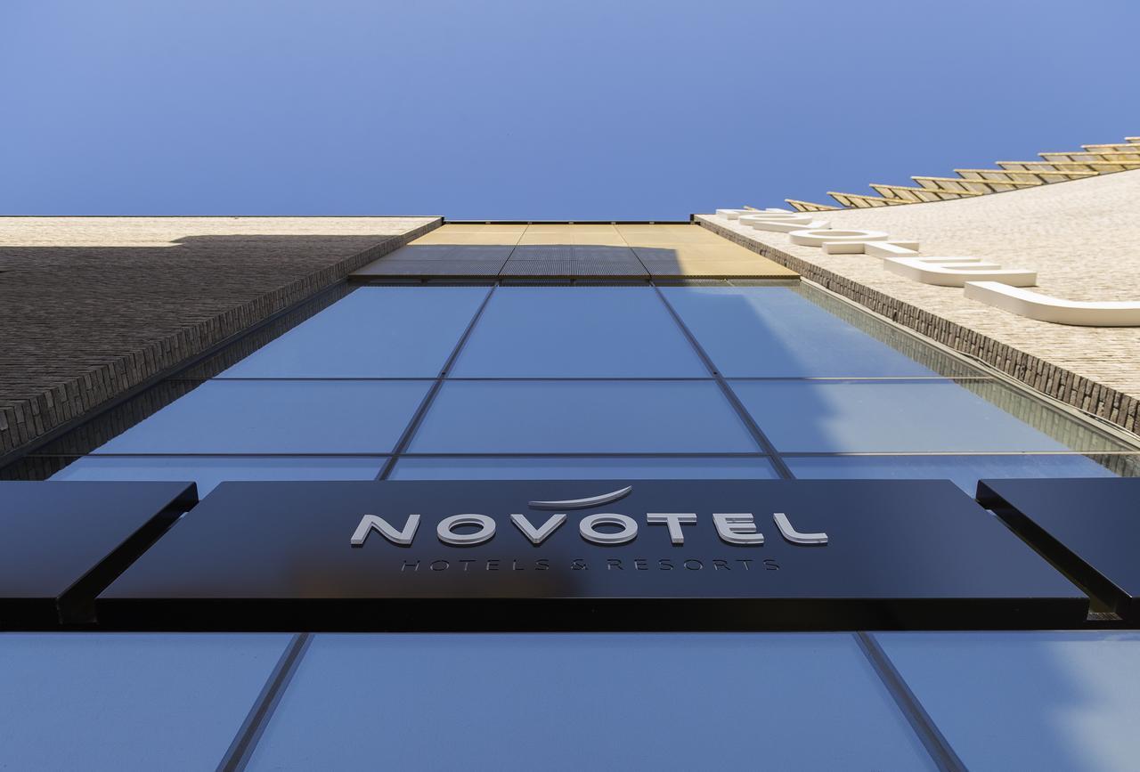 Novotel Charleroi Centre Exterior foto